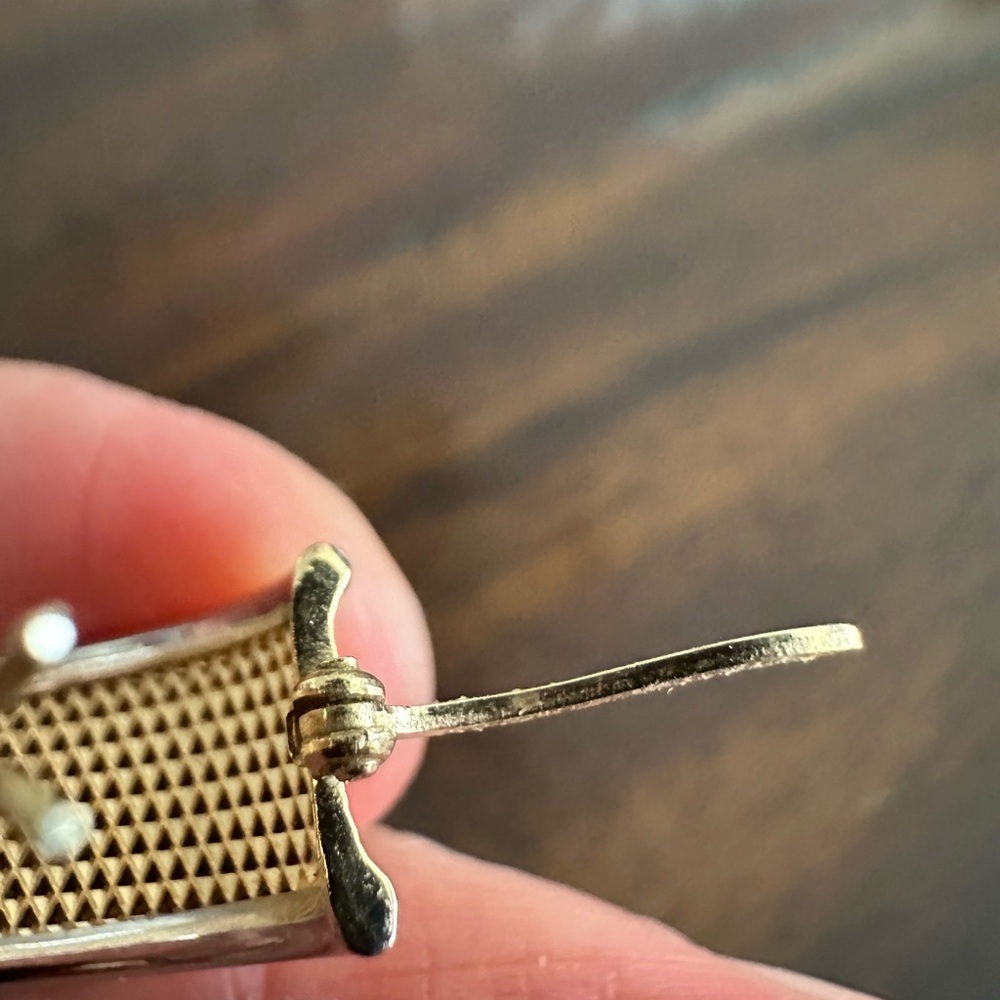 14K Gold and Mesh Hoop Earrings - Picture 7 of 9